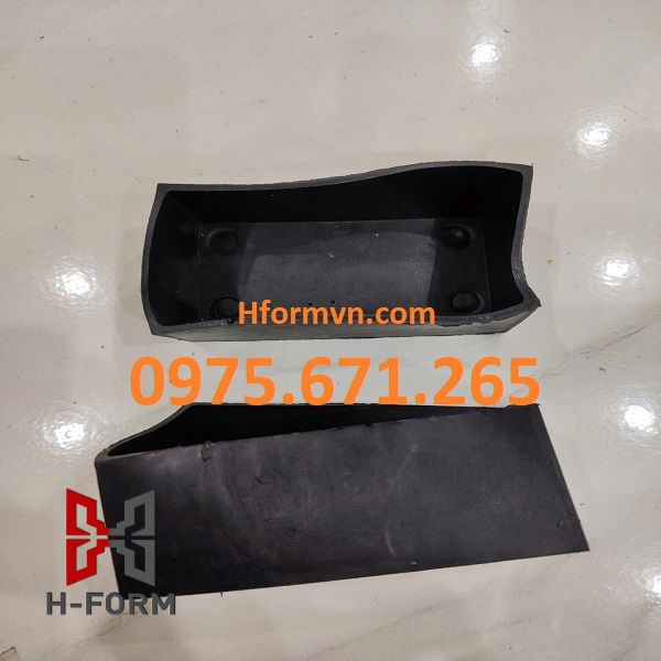 Bịt đầu sắt hộp gia công theo mẫu giá rẻ