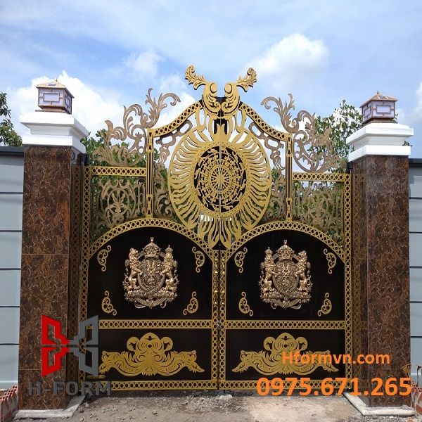Cửa cổng sắt mỹ thuật đẹp nhất