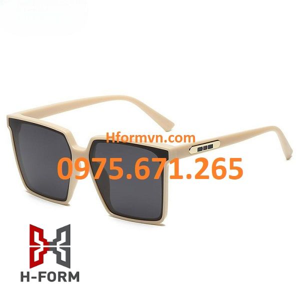 Đúc nhựa theo yêu cầu sản phẩm thời trang