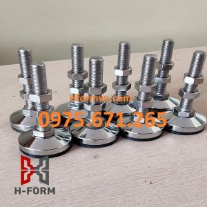 Gia công chân tăng chỉnh inox