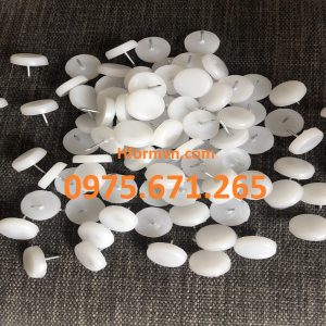 Gia công đinh nhựa hạt rin