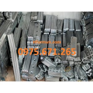 Gia công pát sắt thẳng