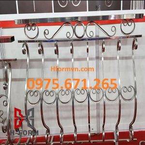 Giá hoa văn sắt mỹ thuật bao nhiêu