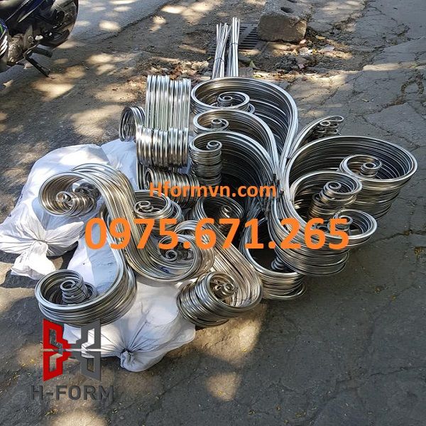 Gia Công Lan Can Inox Mỹ Thuật – Đơn Vị Sản Xuất Trực Tiếp, Uy Tín, Chất Lượng Cao 2 Inox uốn nghệ thuật
