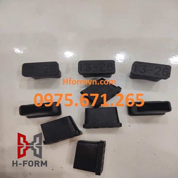 Ở Hà Nội có xưởng gia công nụt bịt nhựa bàn ghế không